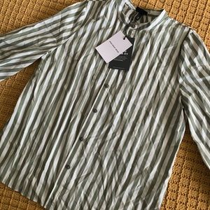 Women’s button up dress shirt